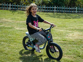 La bicicleta eléctrica Himiway C1 ha sido diseñada para los niños. (Fuente de la imagen: Himiway)