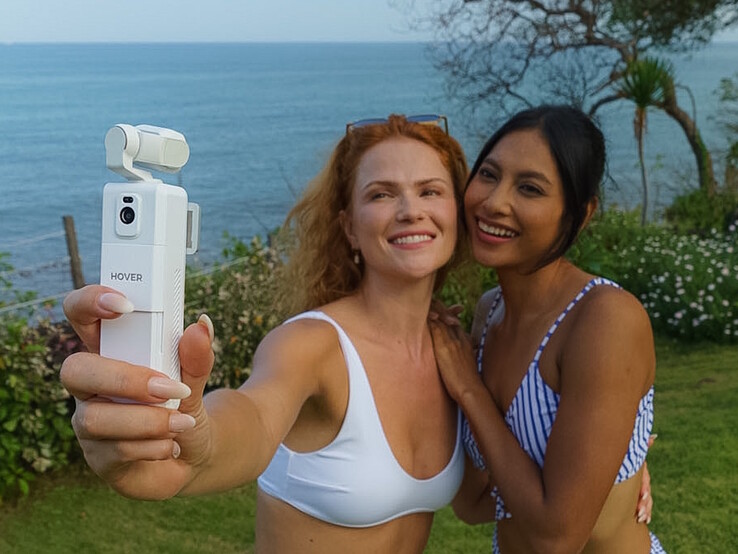 El Hoverair Versa es un cardán de tres ejes con un sensor de cámara de 1/1,3" capaz de grabar vídeos en 4K a 60p y tomar fotografías de 12 MP.