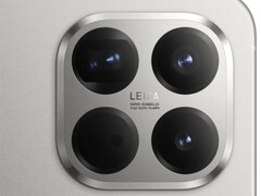 La Xiaomi 15T Pro tiene un diseño relativamente sencillo con tres cámaras orientadas hacia atrás. (Fuente de la imagen: vía WinFuture)