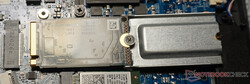 Gracias al soporte, la unidad SSD M.2 podría sustituirse por un modelo en el formato estándar 2280.