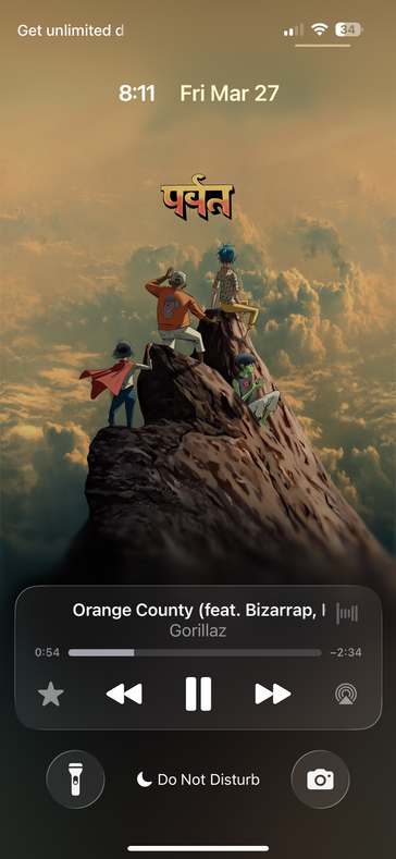 La pantalla de bloqueo de Apple Music es una de las opciones de interfaz de usuario más limpias para esta aplicación, con los álbumes 