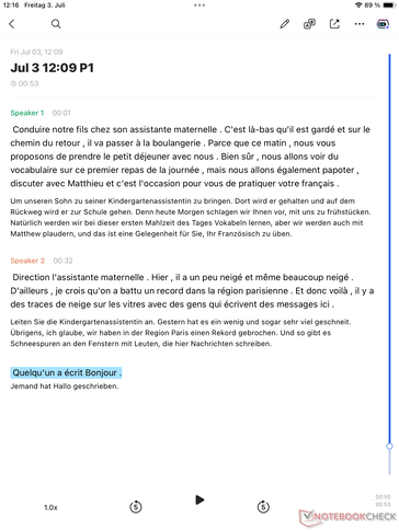 La transcripción y la traducción del francés fueron de muy buena calidad en la prueba; solo faltan unas pocas palabras.