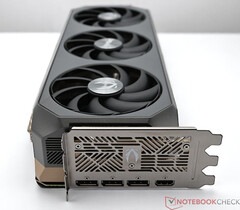 Se cree que la RTX 5070 Ti Super lanzará más VRAM que la RTX 5070 Ti mostrada aquí (fuente de la imagen: Notebookcheck)