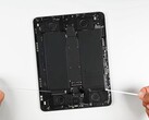 El iPad Apple es casi imposible de reparar, y las caras piezas de repuesto hacen que las reparaciones sean menos atractivas. (Fuente de la imagen: iFixit)