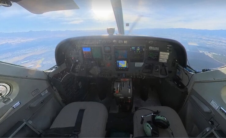 El vuelo autónomo del Cessna de Reliable Robotics no tuvo pilotos en la cabina. (Fuente: Reliable Robotics)