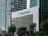 Logotipo de ByteDance en el edificio de oficinas de la empresa en Singapur (Fuente de la imagen: Claudio Schwarz - Unsplash)