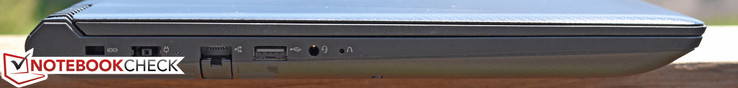 Lado izquierdo: Ranura Kensington Lock, conector de alimentación, Gigabit Ethernet, USB 2.0 tipo A, conector de 3,5 mm, Lenovo OneKey Recovery