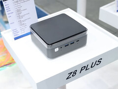 El ECS Z8 Plus aparentemente tiene soporte tanto para LPDDR5X como para DRR5 RAM. En la imagen: el mini PC. (Fuente de la imagen: Goldfries en YouTube)