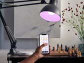 La actualización del Dirigera Hub de IKEA introduce cambios en la función de iluminación adaptativa. (Fuente de la imagen: IKEA)