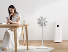 Un banco de energía puede alimentar el Xiaomi Mijia Smart Floor Fan 1X. (Fuente de la imagen: Xiaomi)