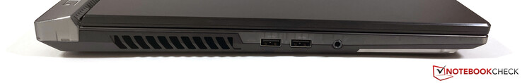 Izquierda: 2 USB-A 3.2 Gen.1 (5 Gbit/s), puerto de audio de 3,5 mm