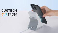 El Cuktech CP122M puede acoplarse a un soporte externo para convertirlo en un cargador inalámbrico con cable normal (Fuente de la imagen: Cuktech - editado)