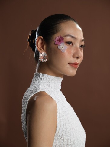 Una foto de 100 MP de la Hasselblad X2D II 100C, a escala, publicada en Weibo.
