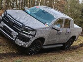 El nuevo VW Amarok, que ya ha aparecido en forma de prototipo camuflado, podría recibir un tren motriz totalmente eléctrico en el futuro (Imagen: Volkswagen)