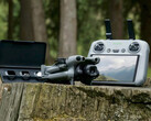 La DJI Mini 5 Pro seguirá siendo relativamente compacta a pesar de las numerosas mejoras rumoreadas con respecto a su predecesora. (Fuente de la imagen: Mauro Tandoi)