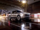 El Ford F-150 2022 Lightning puede tener una batería de hasta 131kWh de capacidad. (Fuente de la imagen: Ford)