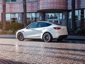 Se espera que el Porsche Panamera y el Tesla Model Y sean llamados a revisión en numerosas ocasiones (Imagen: Tesla)