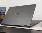 HP OmniBook X Flip 16 hace muchas cosas bien en comparación con su competencia inmediata (Fuente de la imagen: Notebookcheck)
