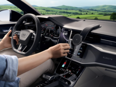 El cargador de coche inalámbrico Nano de Anker (en la imagen) ya está disponible en todo el mundo. (Fuente de la imagen: Anker)