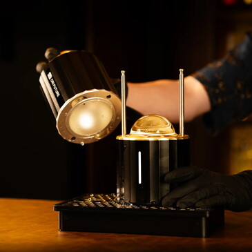 Produce cubitos de hielo perfectos —o, mejor dicho, esferas—: Ori Glacier Press