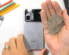 El Honor Robot Phone no debe entrar en contacto con demasiada suciedad; al menos, su cámara con cardán no debe hacerlo.