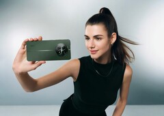 El Realme 12 tiene un diseño moderno con un módulo de cámara redondo. (Imagen: Realme)