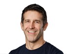 John Ternus es el nuevo director ejecutivo de Apple tras los 15 años de mandato de Tim Cook.