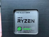 El AMD Ryzen 5 5600X parece amenazar la hegemonía del Core i9-10900K en las cargas de trabajo de un solo hilo. (Fuente de la imagen: @GawroskiT en Twitter)