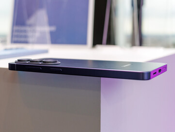 El Samsung Galaxy S26 es ligeramente más pesado que el Galaxy S25