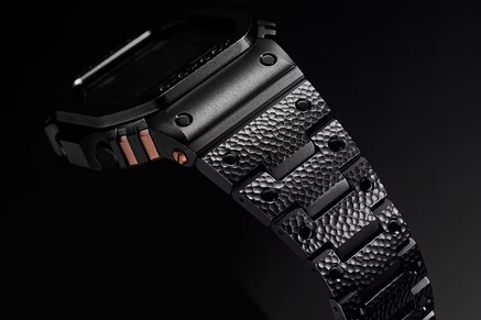 A pesar de su sólido brazalete de titanio, el peso se mantiene en 112 g (Fuente de la imagen: Casio)
