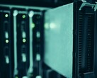 Primer plano de los racks de servidores en un centro de datos