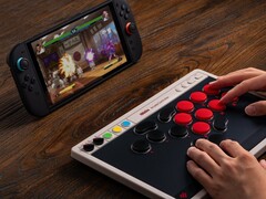 Un mando Arcade de 8BitDo conectado a una Nintendo Switch 2. (Fuente de la imagen: 8BitDo)
