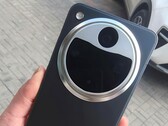 Imagen filtrada que supuestamente muestra el Find X8 Ultra (Fuente de la imagen: X, con ediciones)