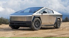 Un Tesla Cybertruck eléctrico (Fuente de la imagen: Motor Trend)