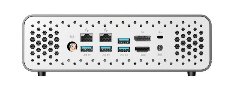 Detrás: Antenas desmontables, 2x Gigabit Ethernet, 4x USB 3.0 Type-A, HDMI 2.0, DisplayPort de tamaño completo 1.2, Kensington Lock, adaptador de CA (Fuente: Zotac)