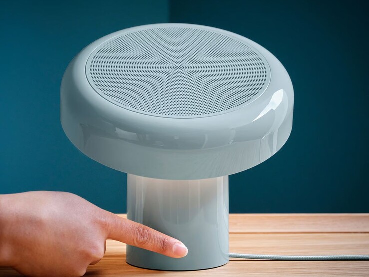 La lámpara con altavoz Bluetooth Blomprakt de IKEA. (Fuente de la imagen: IKEA)
