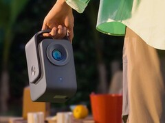 El proyector C1 de TCL (en la imagen) ya está disponible en el Reino Unido. (Fuente de la imagen: TCL)