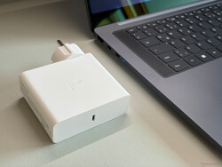 fUENTE DE ALIMENTACIÓN DE 140 W