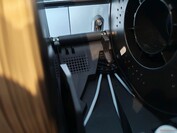 Se sostienen cuatro filamentos