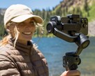 El nuevo cardán Fluid Pro AI funciona con cámaras de acción GoPro, smartphones y cámaras de apuntar y disparar de hasta 400 gramos. (Fuente de la imagen: GoPro)