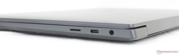 Derecha: lector de tarjetas microSD, USB-C 4.0 con Thunderbolt 4 (40 GBit/s, modo DisplayPort-ALT, Power Delivery), audio de 3,5 mm