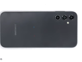 El Galaxy A14 resulta fácil de desmontar. (Fuente: PBKReviews vía YouTube)