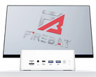 El A8 también dispone de puertos USB4. En la imagen: la parte frontal del mini PC en una imagen promocional. (Fuente de la imagen: Firebat)