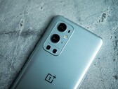 El OnePlus 9 Pro. (Fuente: CNET)