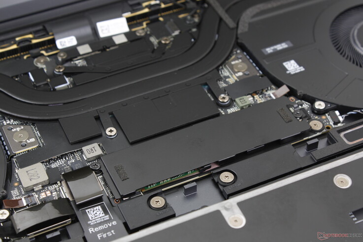 Se incluye un esparcidor de calor SSD