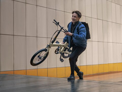 La bicicleta eléctrica plegable ADO Air comenzará en breve su financiación colectiva en Indiegogo. (Fuente de la imagen: ADO)