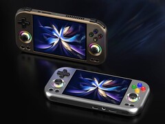 El Anbernic RG477M está disponible en bronce y plata. (Fuente de la imagen: Anbernic)