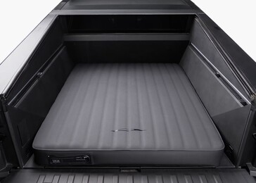 Colchón hinchable Cybertruck de 295 dólares