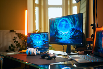 Para aprovechar la pantalla QHD de 240 Hz del Alienware AW2726DM no se requiere un hardware de sobremesa de gama alta, lo que lo convierte en una mejora de alta velocidad accesible para los portátiles para videojuegos.