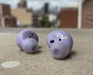 Los Galaxy Buds2 eran bastante más baratos que los Galaxy Buds Pro. (Fuente: Mike Andronico/CNN)